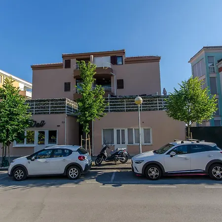 Beaches & Park Marjan Апартаменты