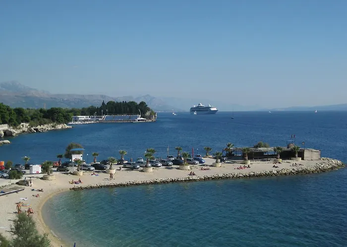 Beaches & Park Marjan Appartement