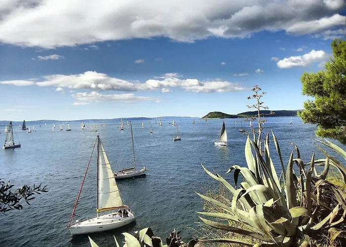 Beaches & Park Marjan Appartement *